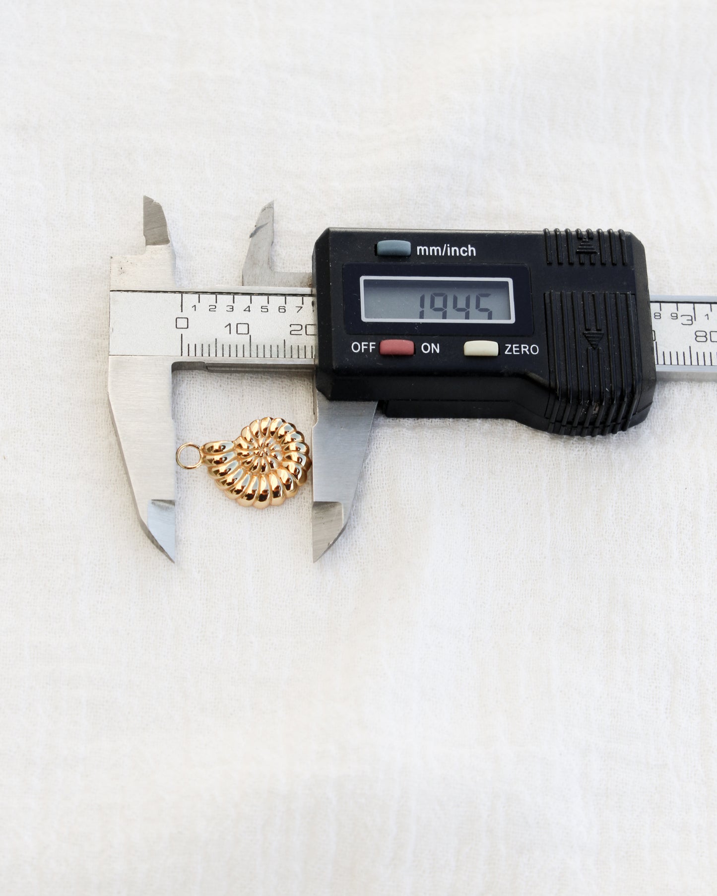 Nautilus Shell Charm, CH278