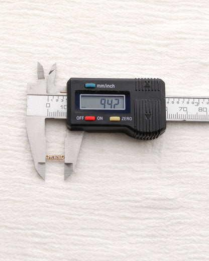 2mm Bar Connector with 3 CZ, CN476