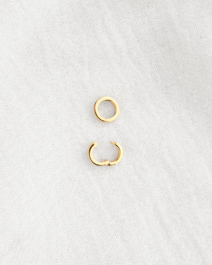 7.5mm Plain Circle Charm Enhancer, F17