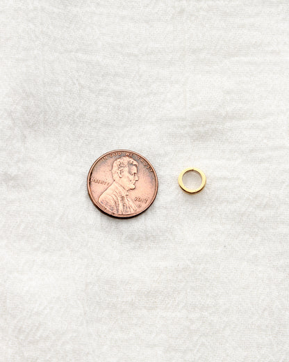 7.5mm Plain Circle Charm Enhancer, F17