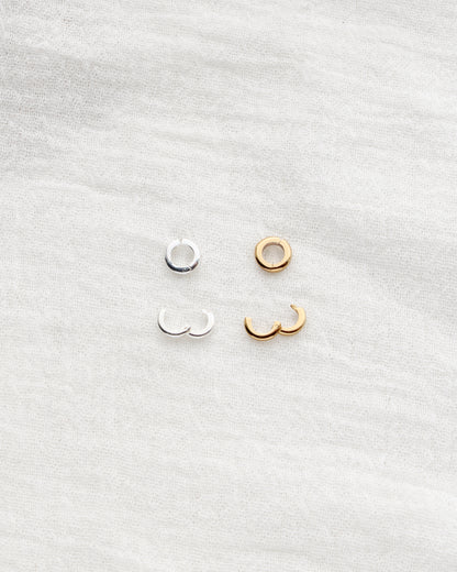 6.6mm Plain Circle Charm Enhancer, F18