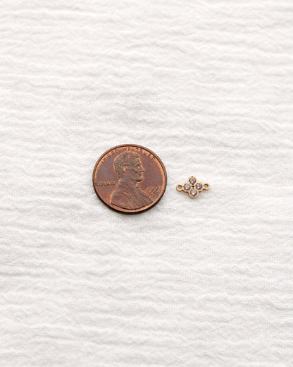 6mm Four Leaf Clover Connector with CZ, CN474