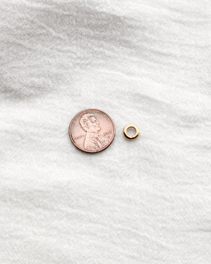 6.6mm Plain Circle Charm Enhancer, F18