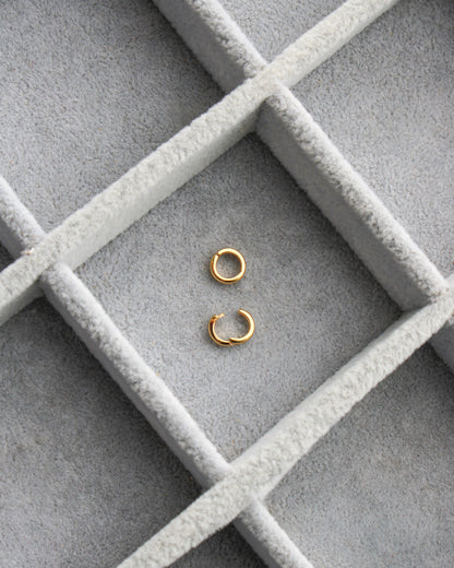 7.6mm Plain Circle Charm Enhancer, F20