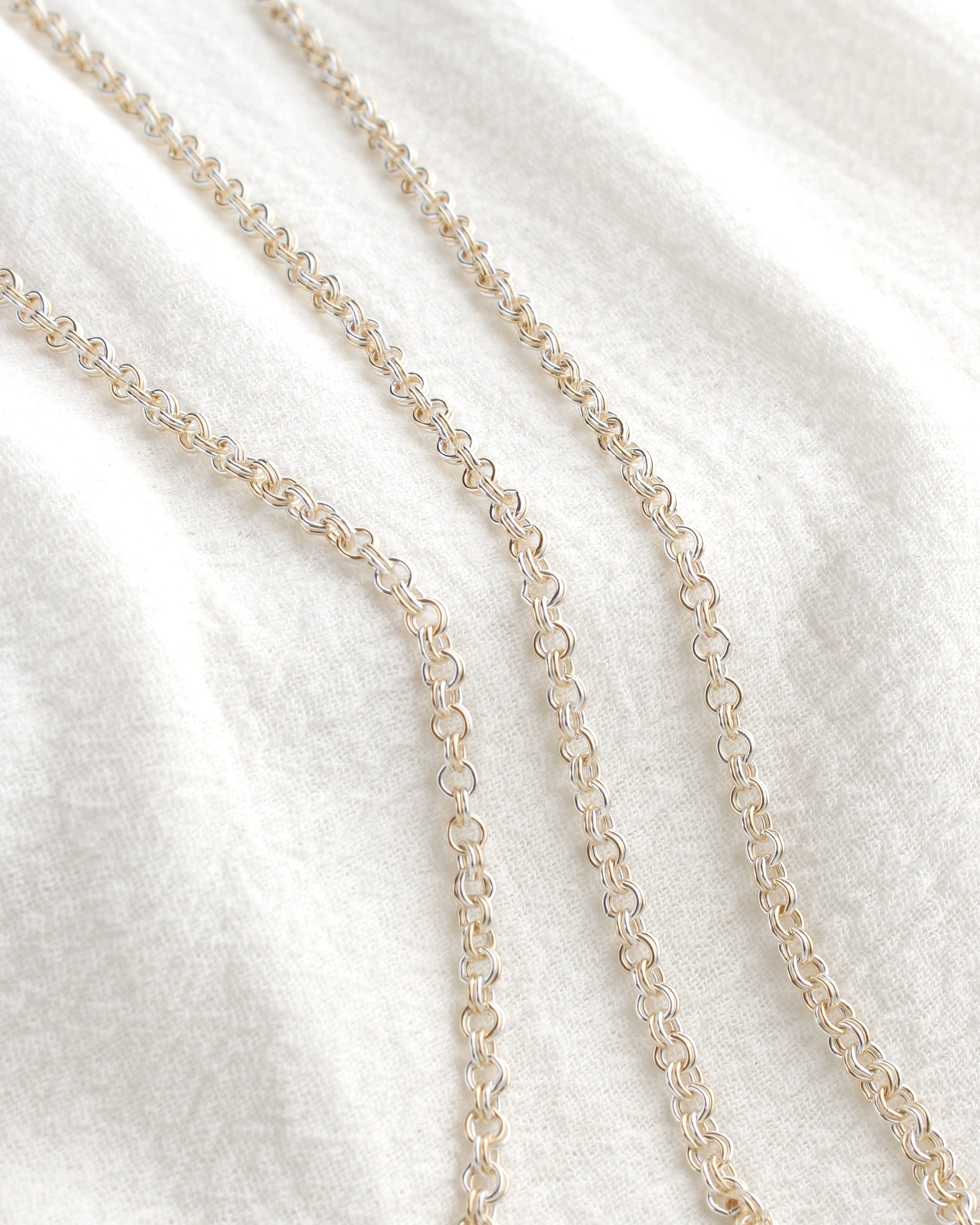 3.1mm Alternate Parallel Mixed Metal Cable Chain, M233