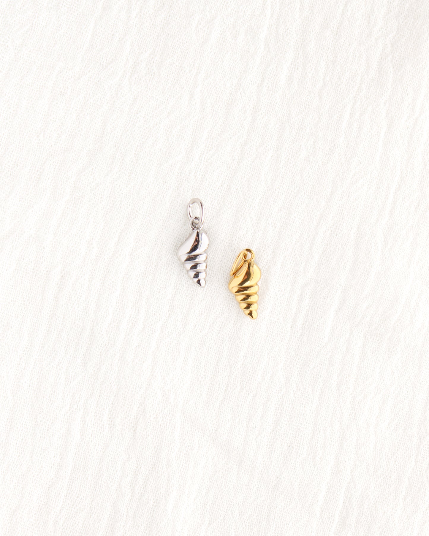 14mm Shell PVD Charm with Cubic Zirconia, CH380