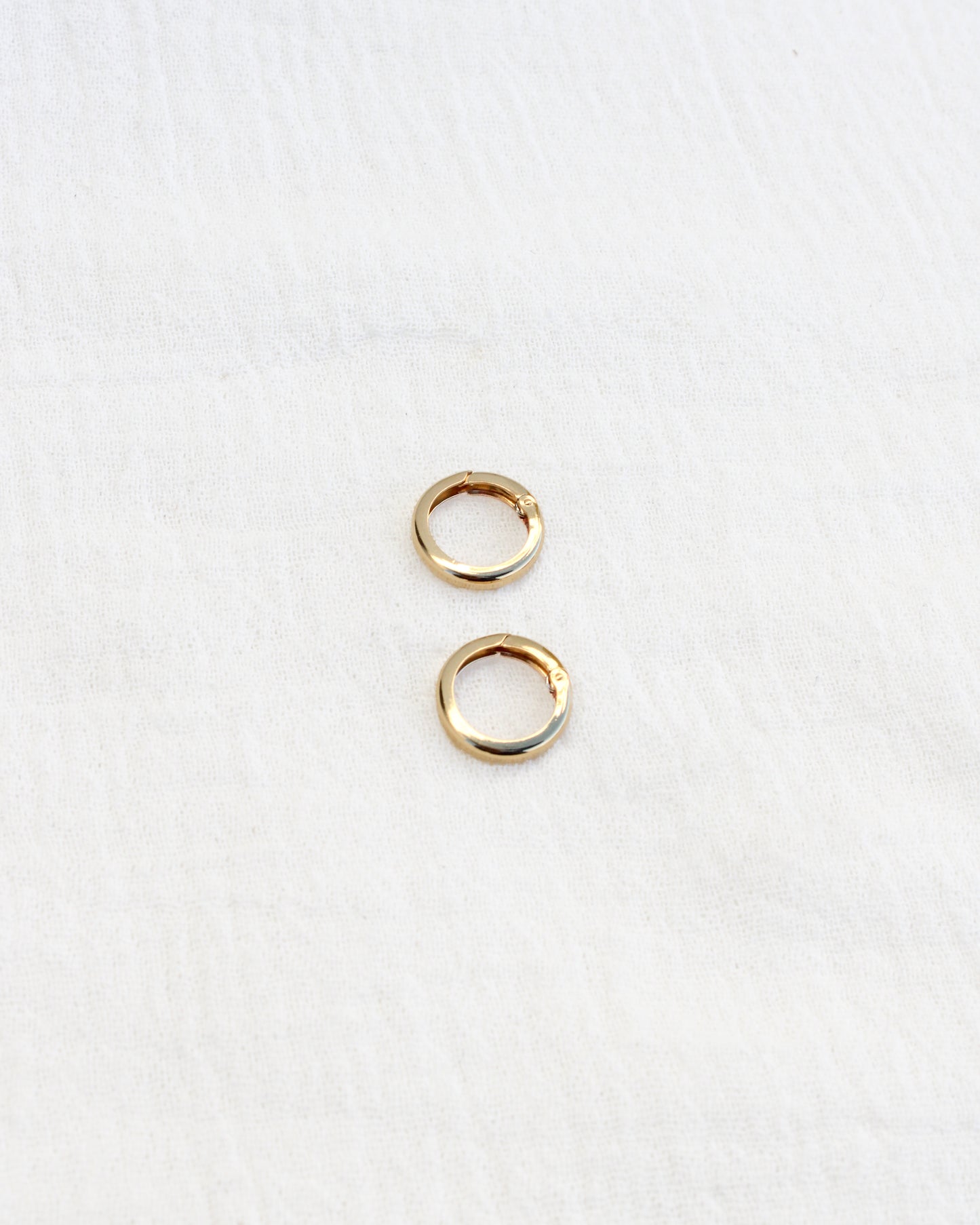 12mm Plain Circle Push Gate Clasp, F21