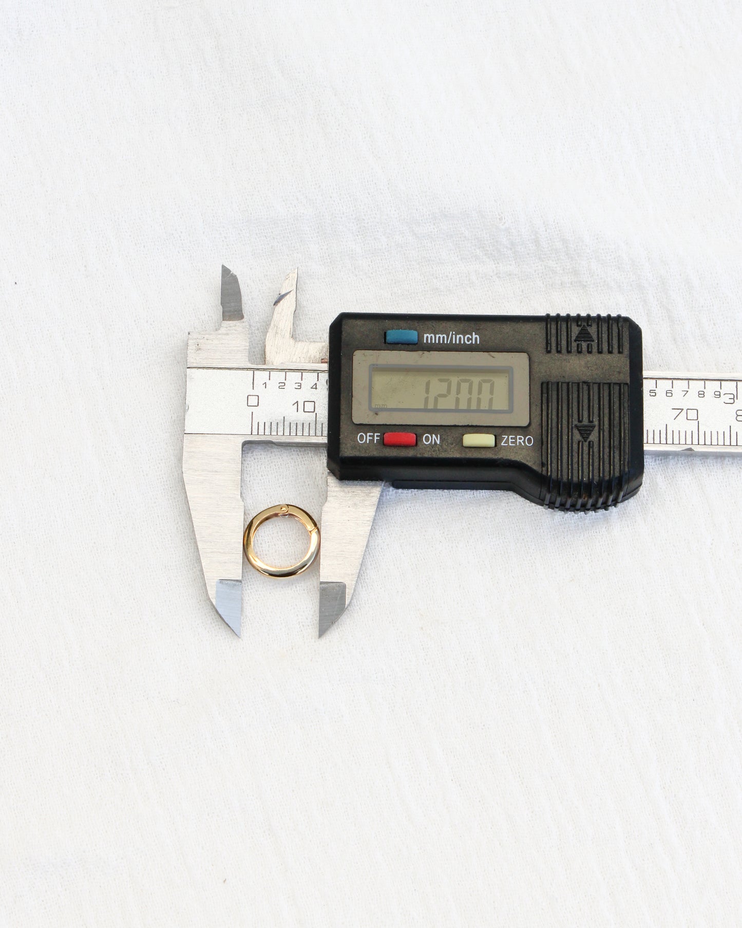 12mm Plain Circle Push Gate Clasp, F21