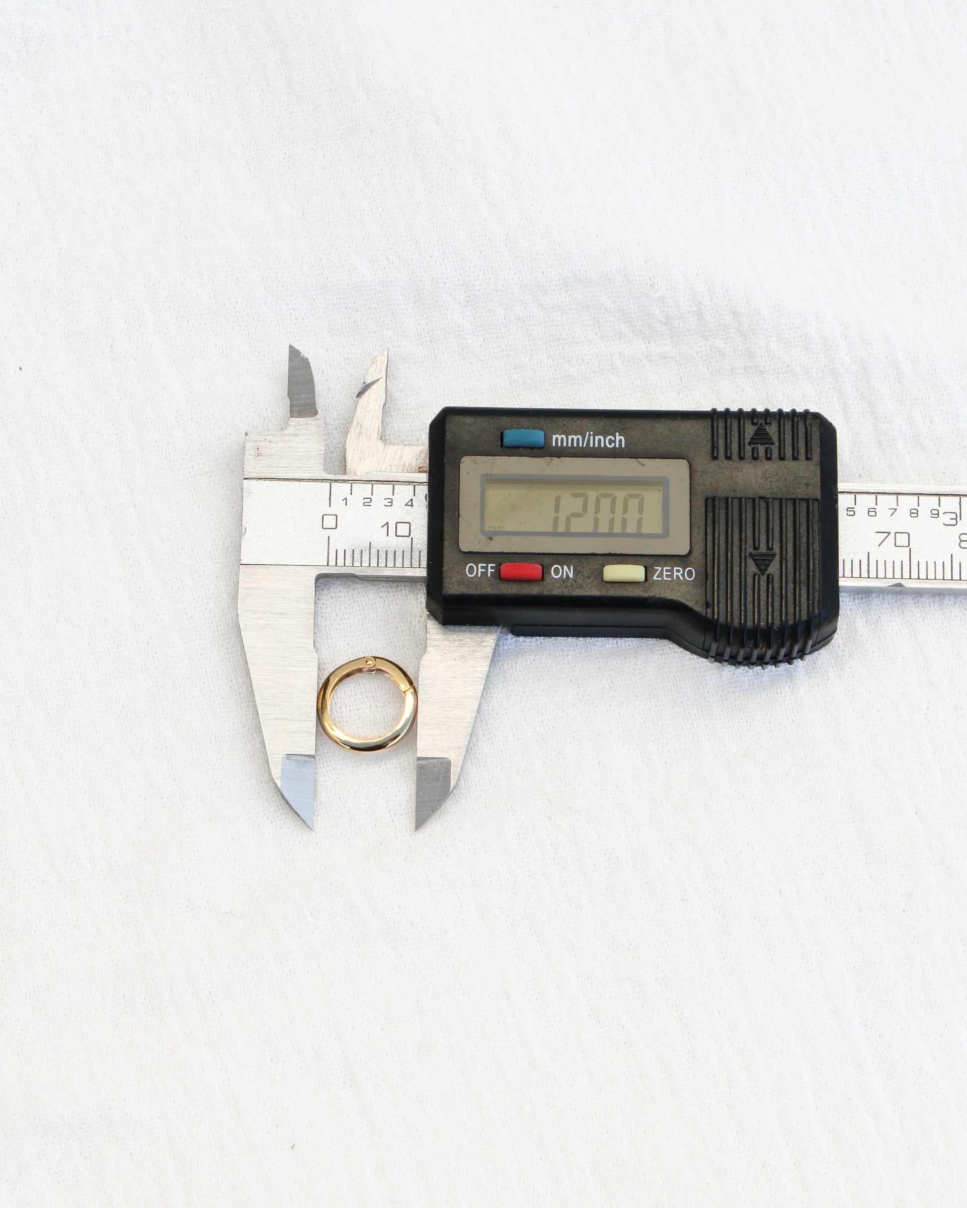 12mm Plain Circle Push Gate Clasp, F21