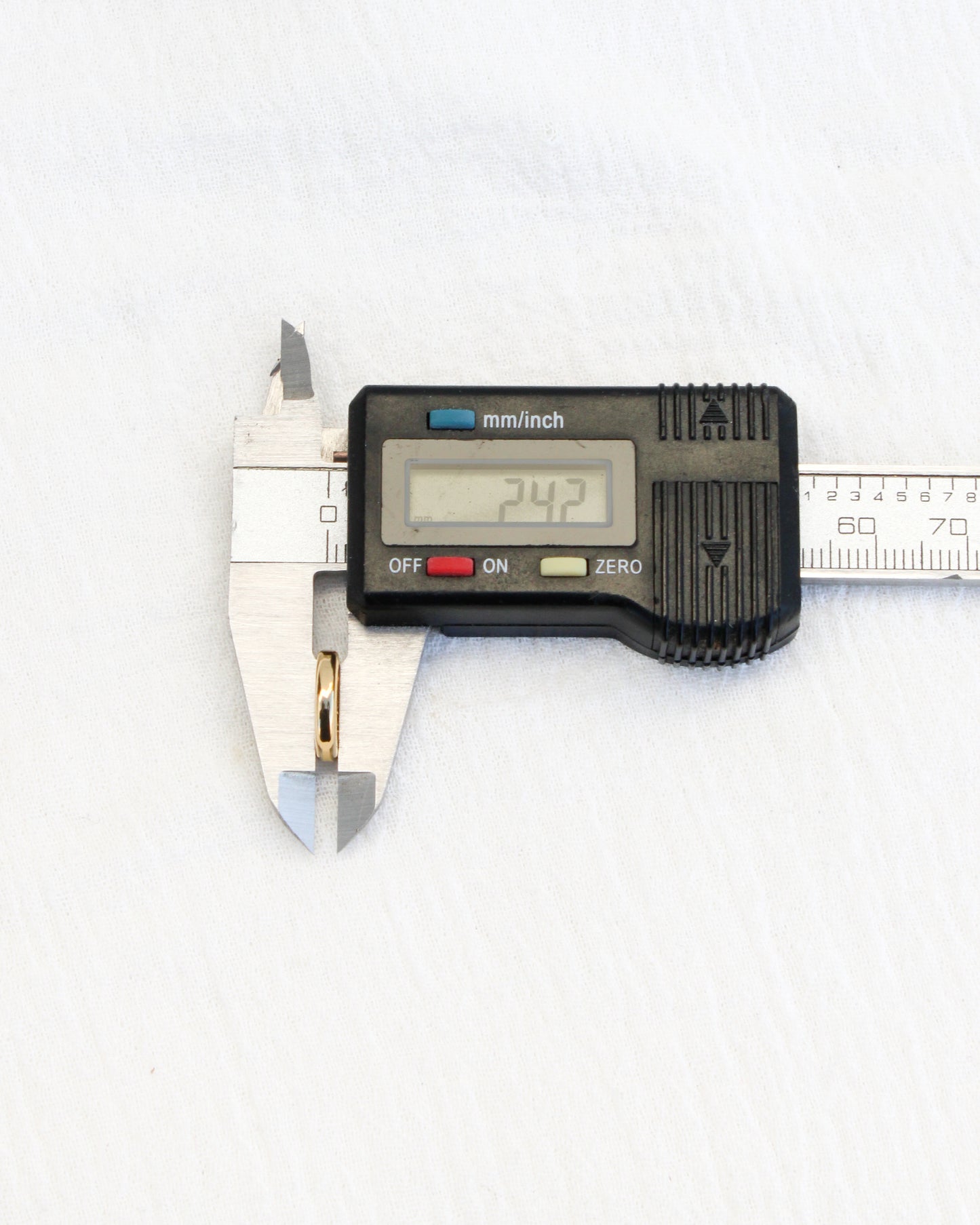 12mm Plain Circle Push Gate Clasp, F21