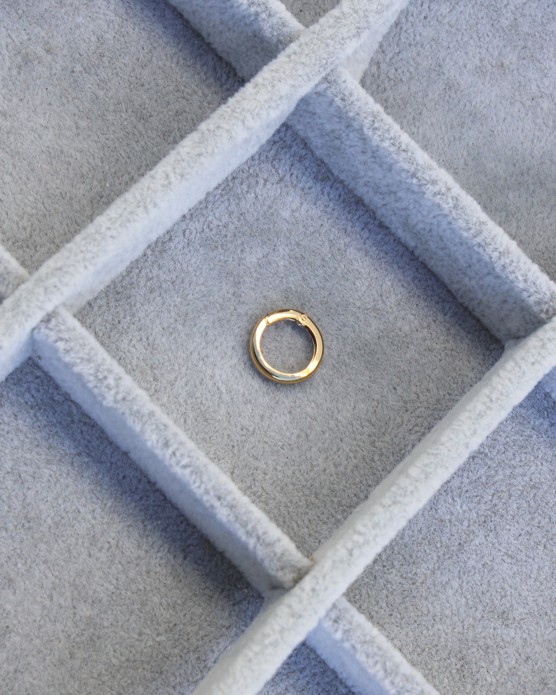 12mm Plain Circle Push Gate Clasp, F21