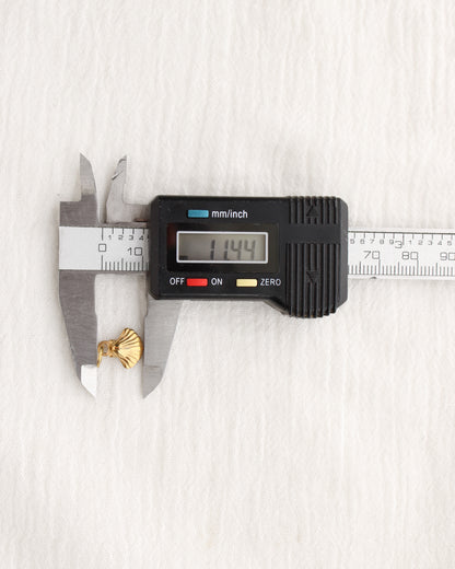 11mm Shell PVD Charm, CH384