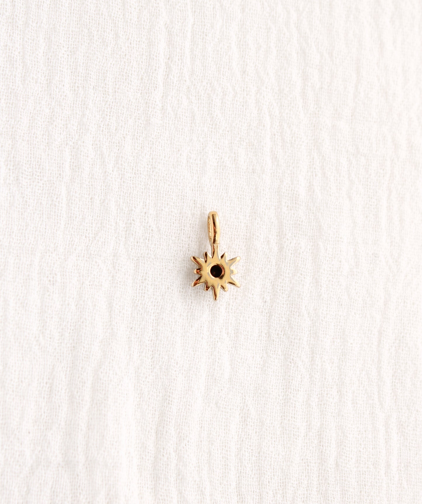 15mm Black Zircon Sunburst PVD Charm, CH369