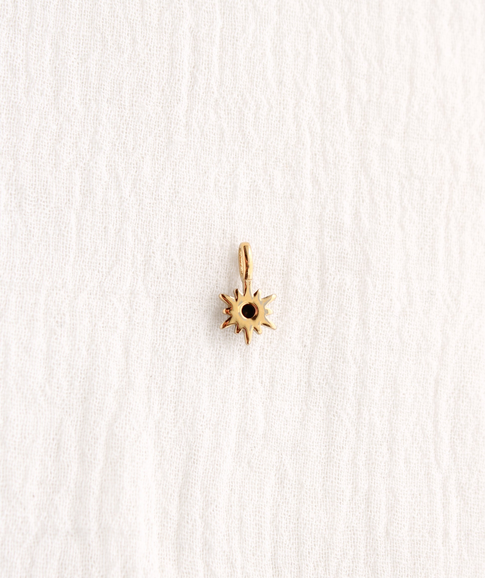 15mm Black Zircon Sunburst PVD Charm, CH369