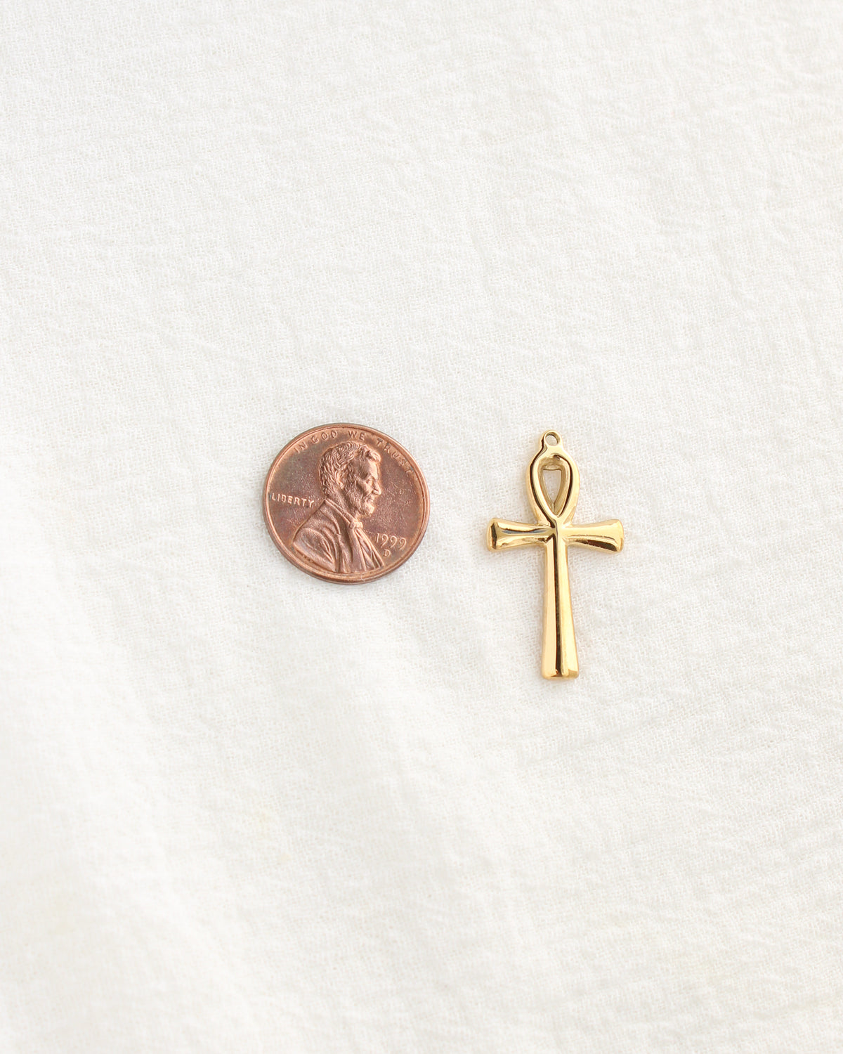 30mm Ankh PVD Charm, CH481