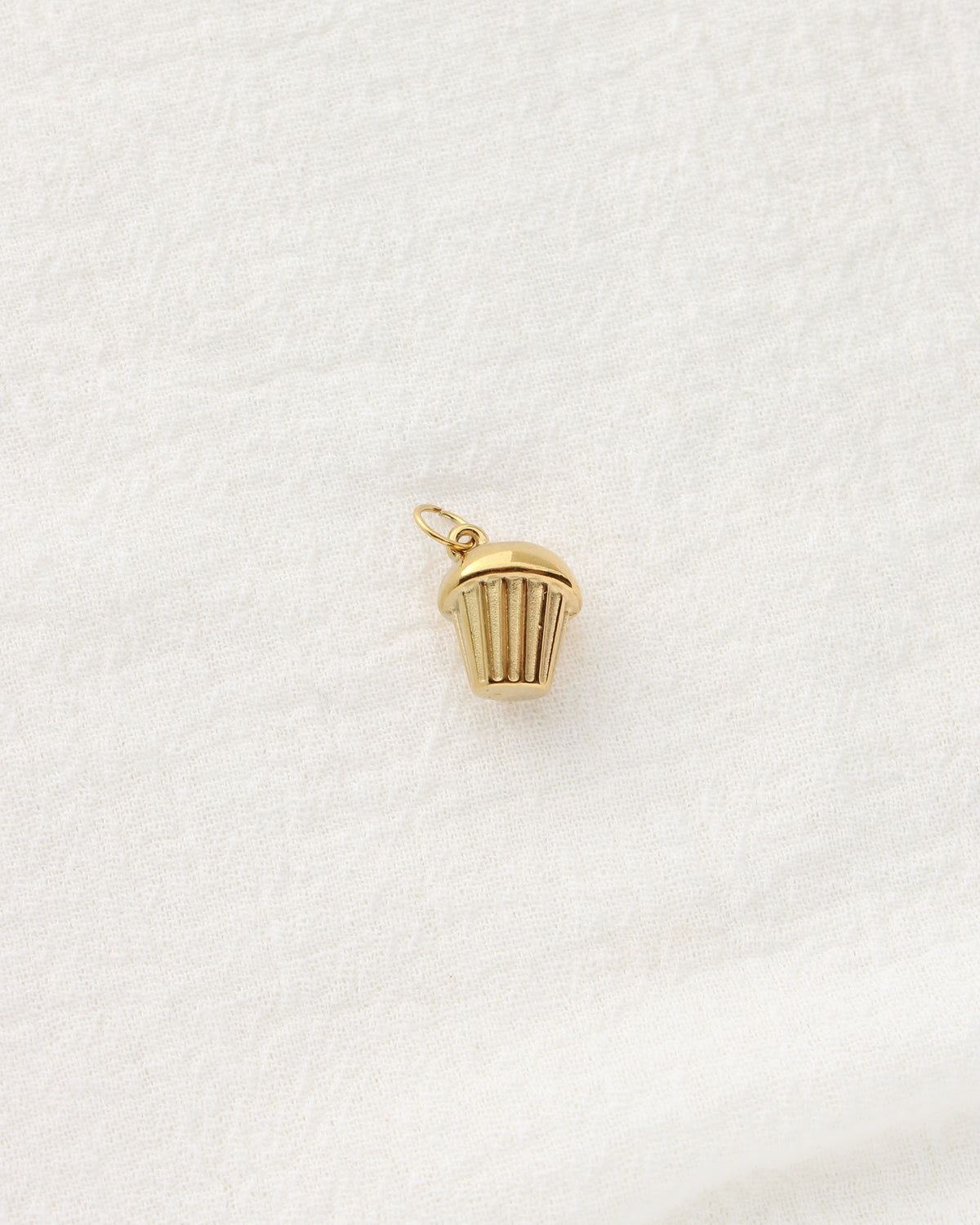 15mm Cupcake PVD Charm, CH466