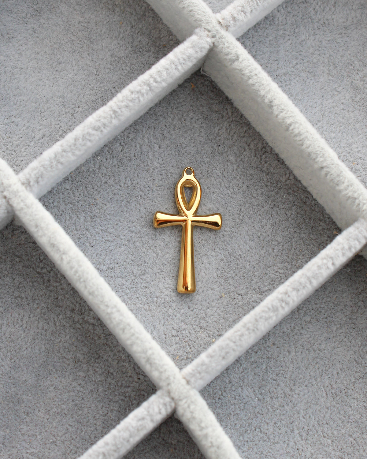 30mm Ankh PVD Charm, CH481