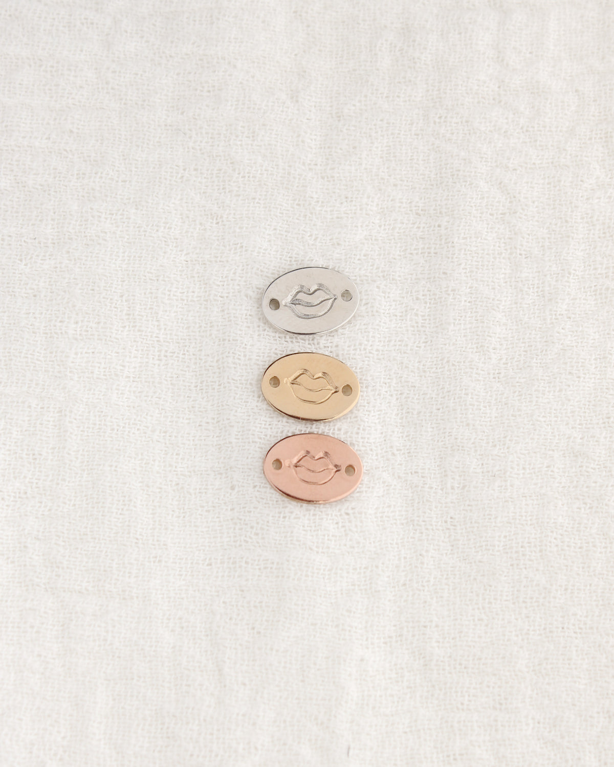 Lips Connector, CN01