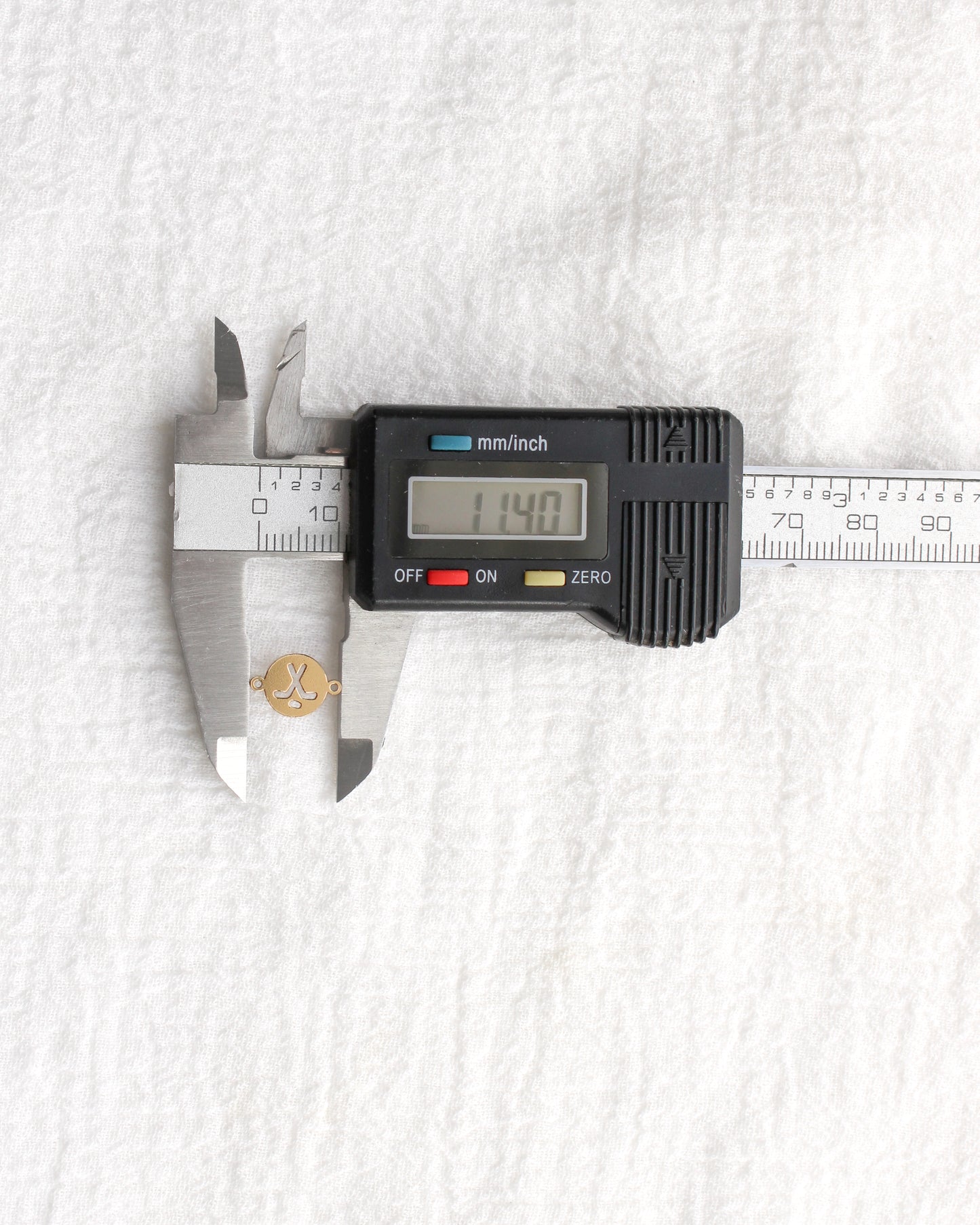 8mm Hockey Connector, CN489