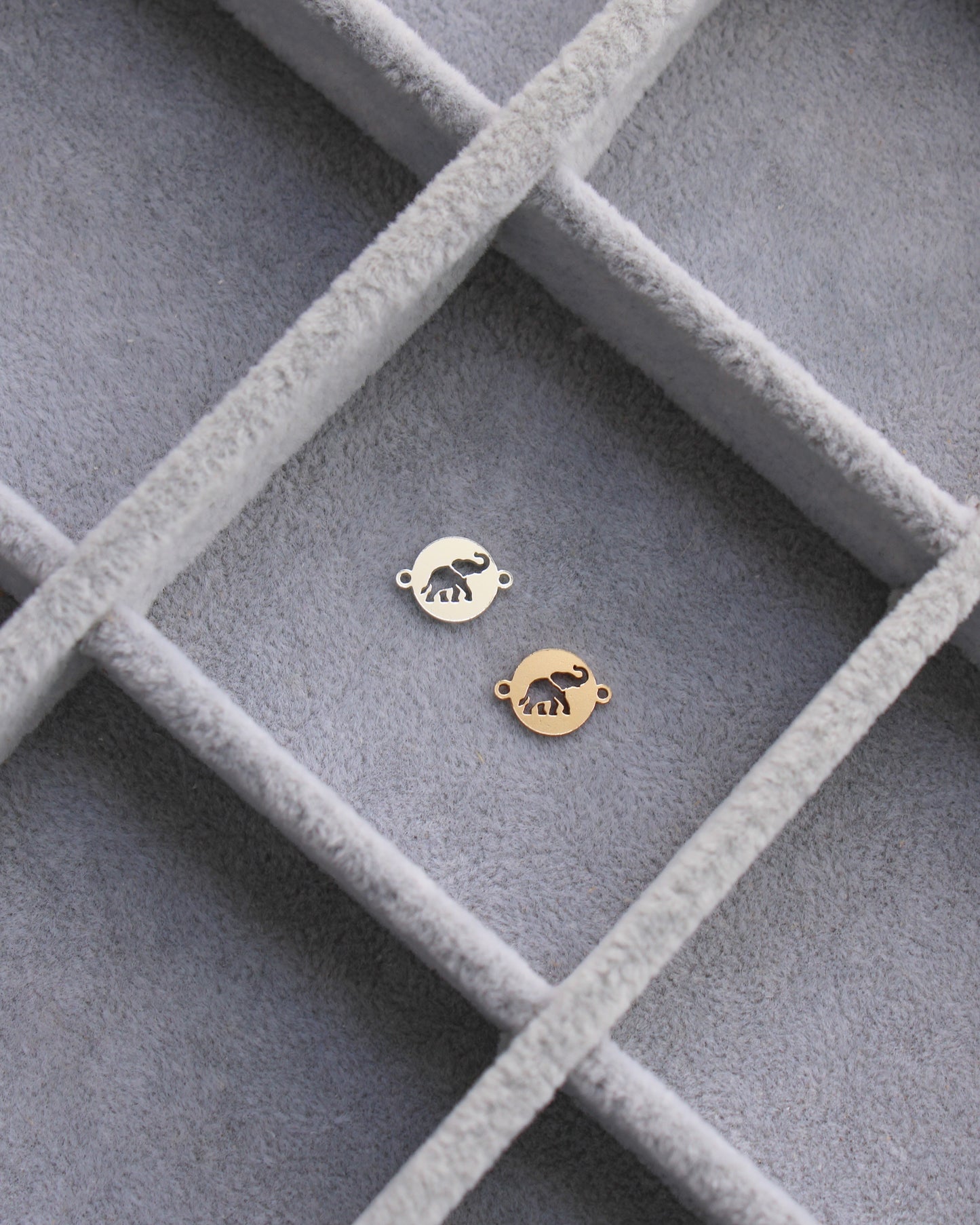 8mm Elephant Connector, CN488