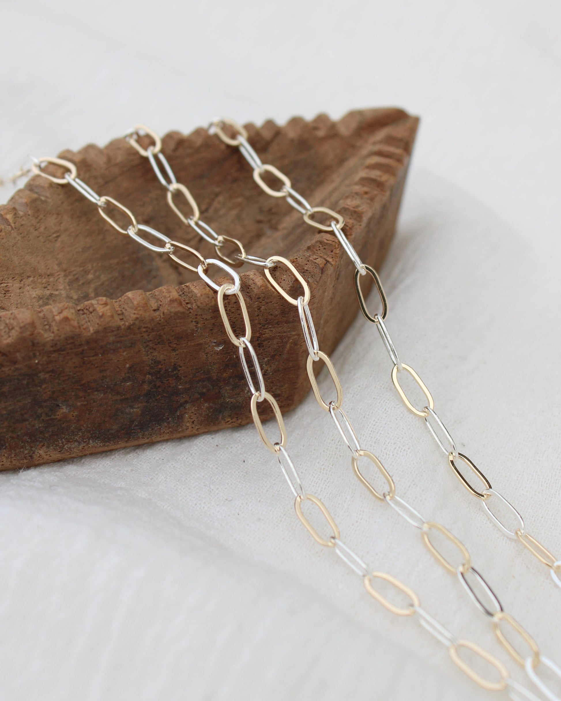 3.5mm Flat Paperclip Mixed Metal Chain, M242