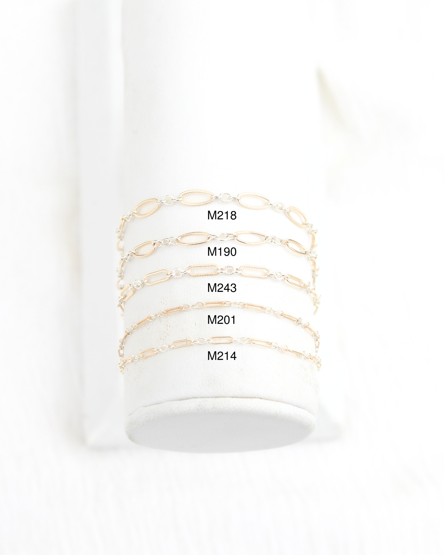 2.3mm Patterned Long and Short 1+3 Mixed Metal Chain, M243