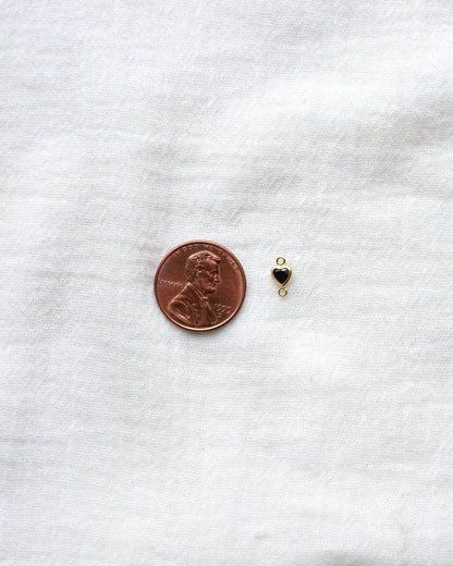 4mm Vertical Heart Onyx Connector, CN347