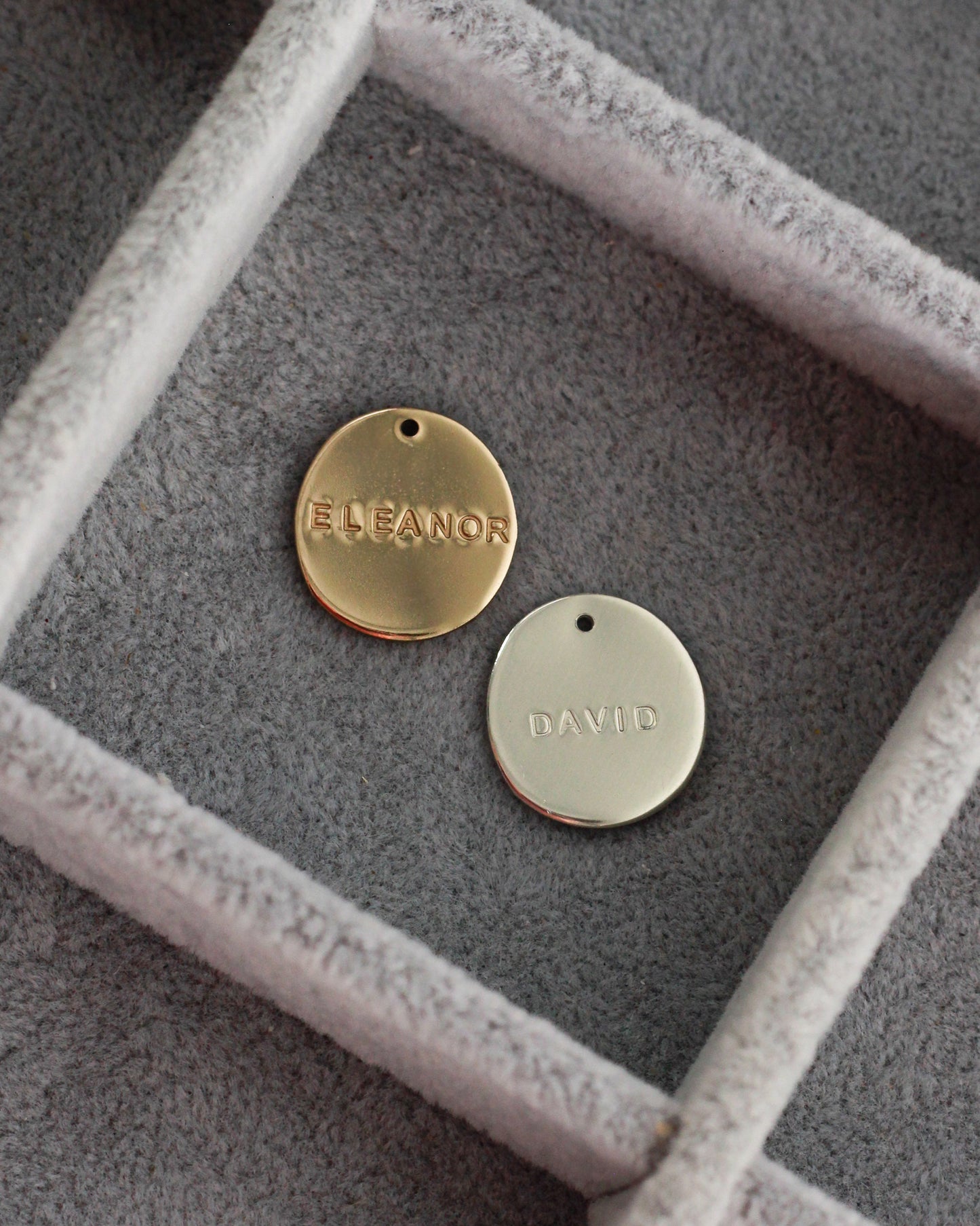 15x14mm Organic Circle with Custom Text Charm, CH207