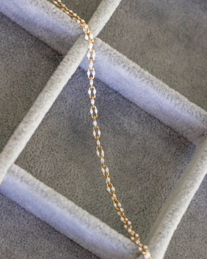 White Enamel Chain, S82 G82