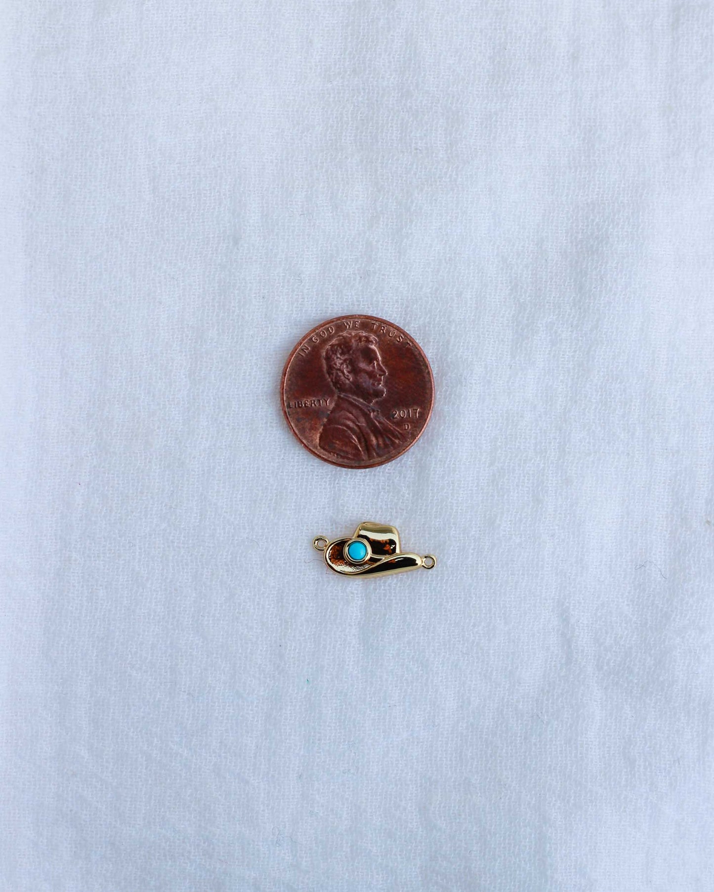 Cowgirl Hat Turquoise Connector, CN161