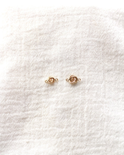 5mm Love Knot Connector, CN22