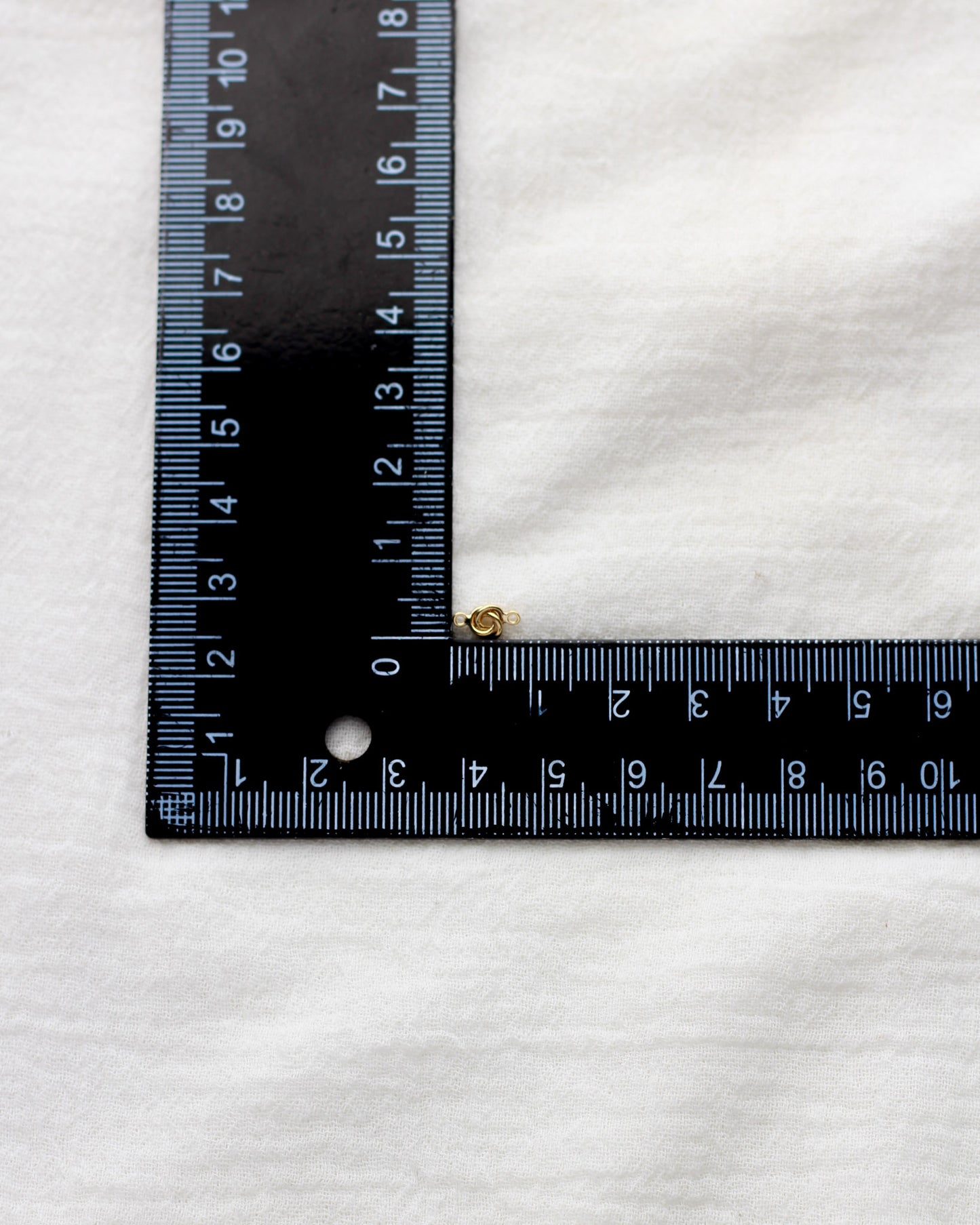 5mm Love Knot Connector, CN22