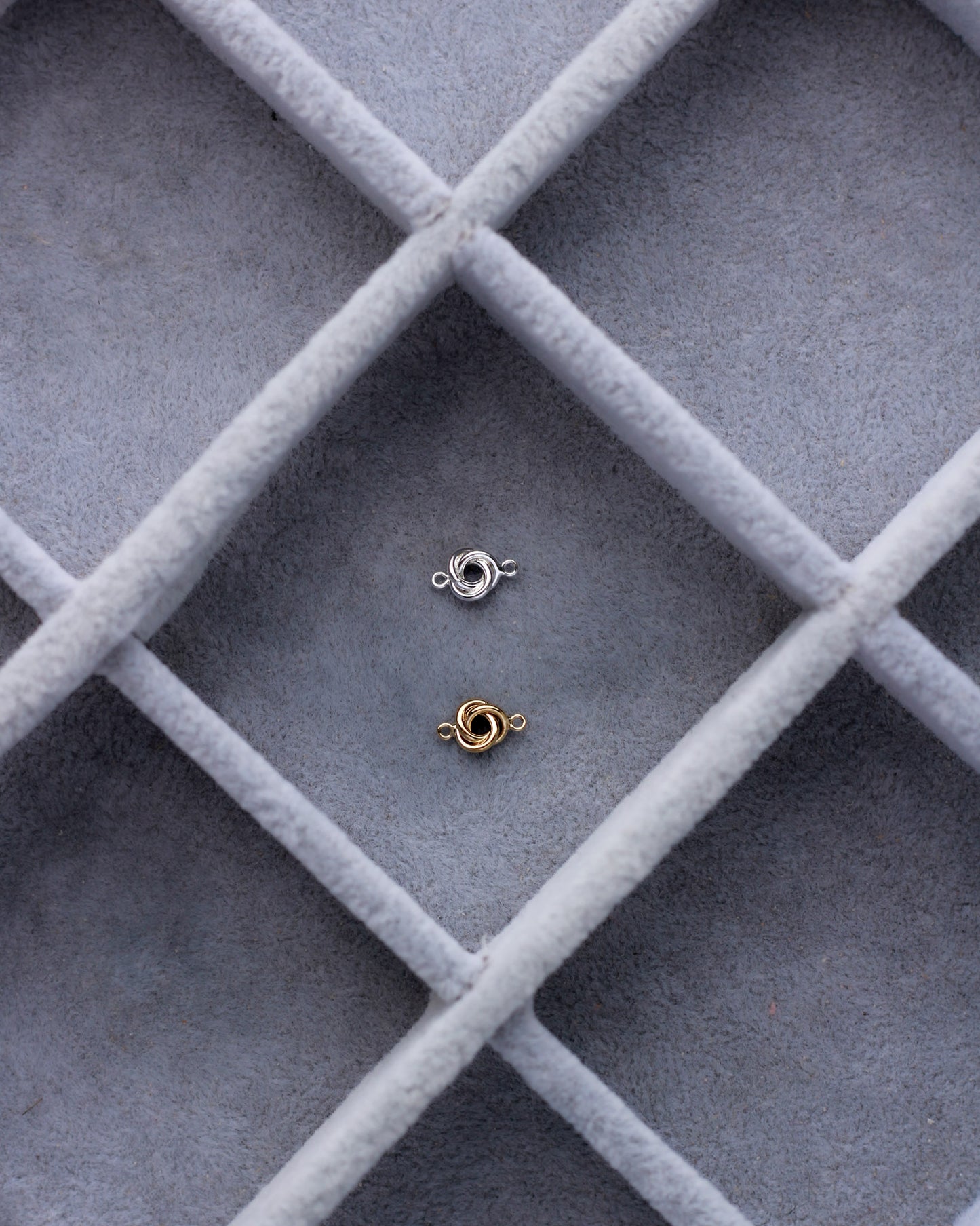6mm Love Knot Connector, CN23