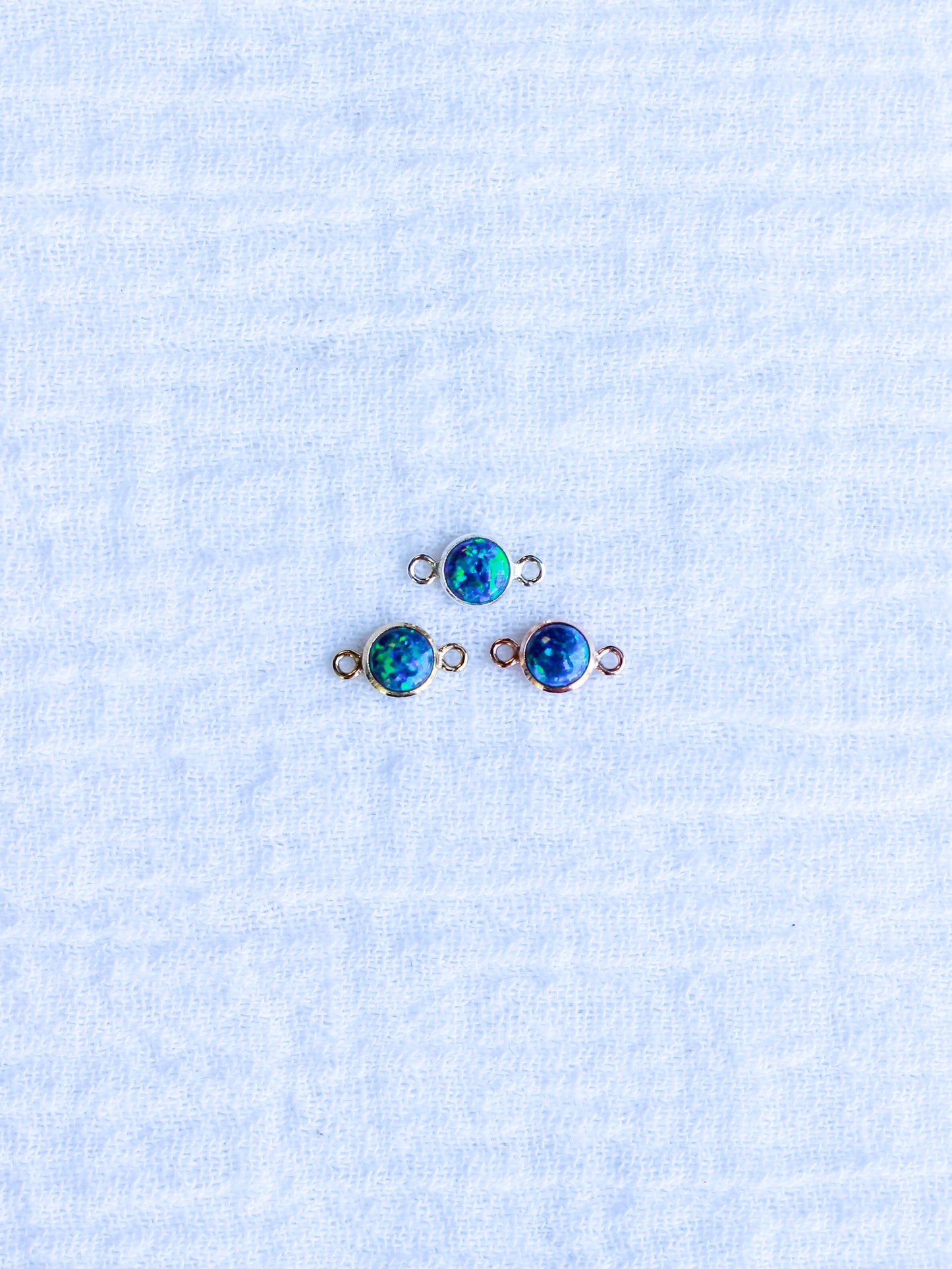 4mm Dark Blue and Green Opal Connector, CN226