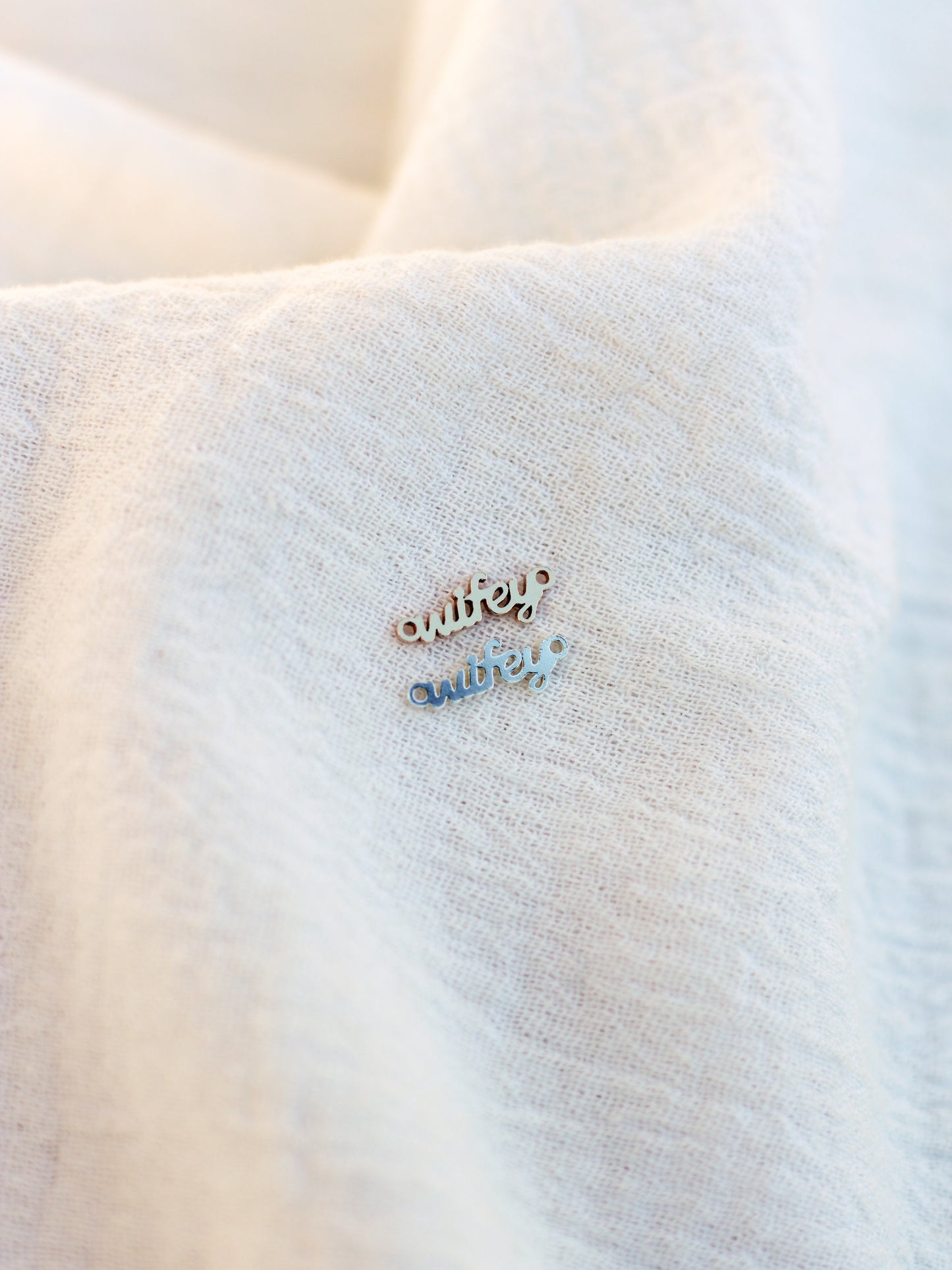 Wifey Connector, CN290
