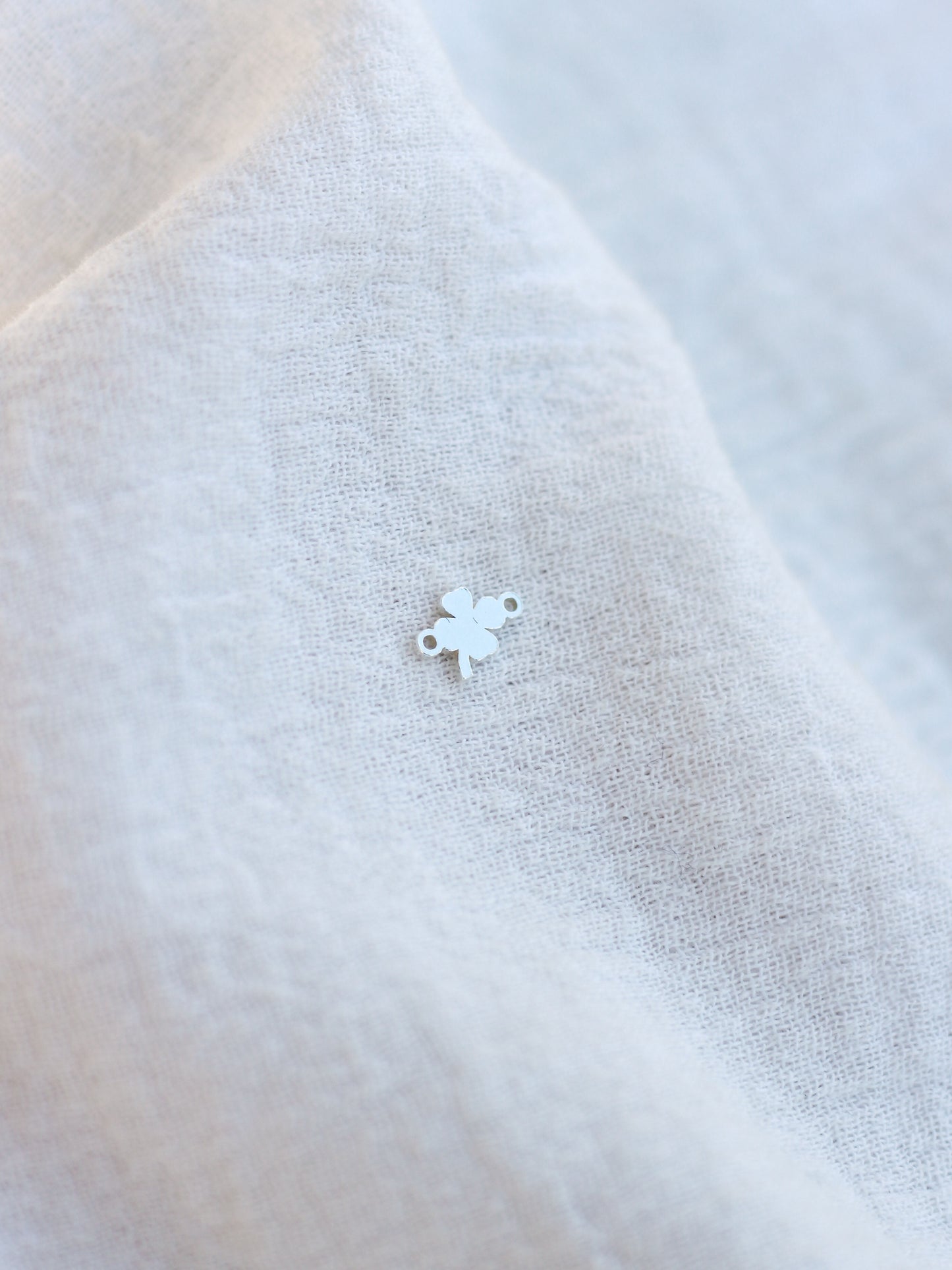 Lucky Clover Connector, CN292