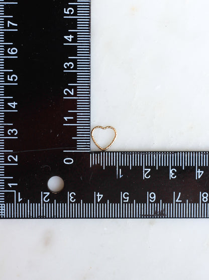 Sparkle Wire Heart Connector, CN204