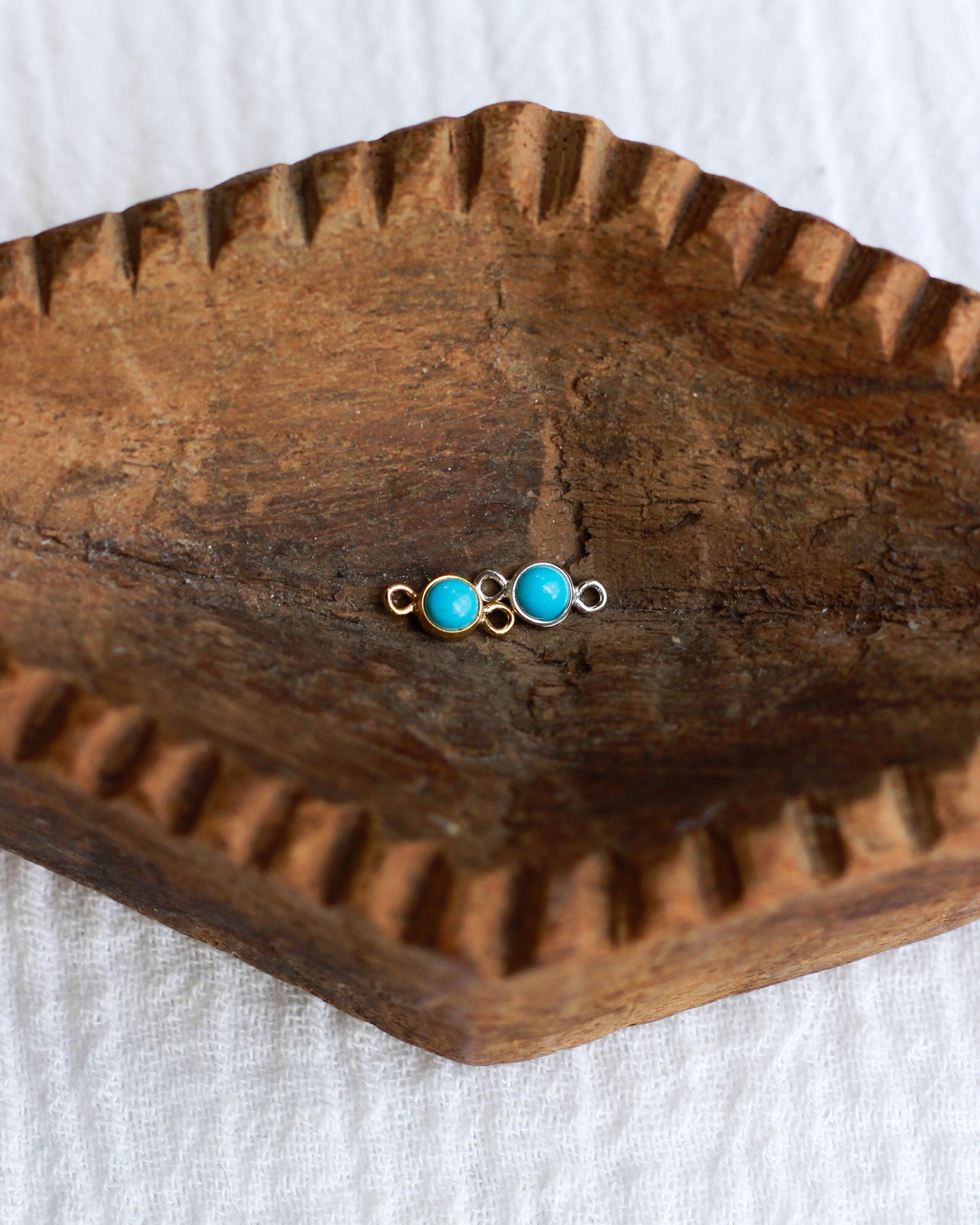 3mm Gold Turquoise Connector, CN273