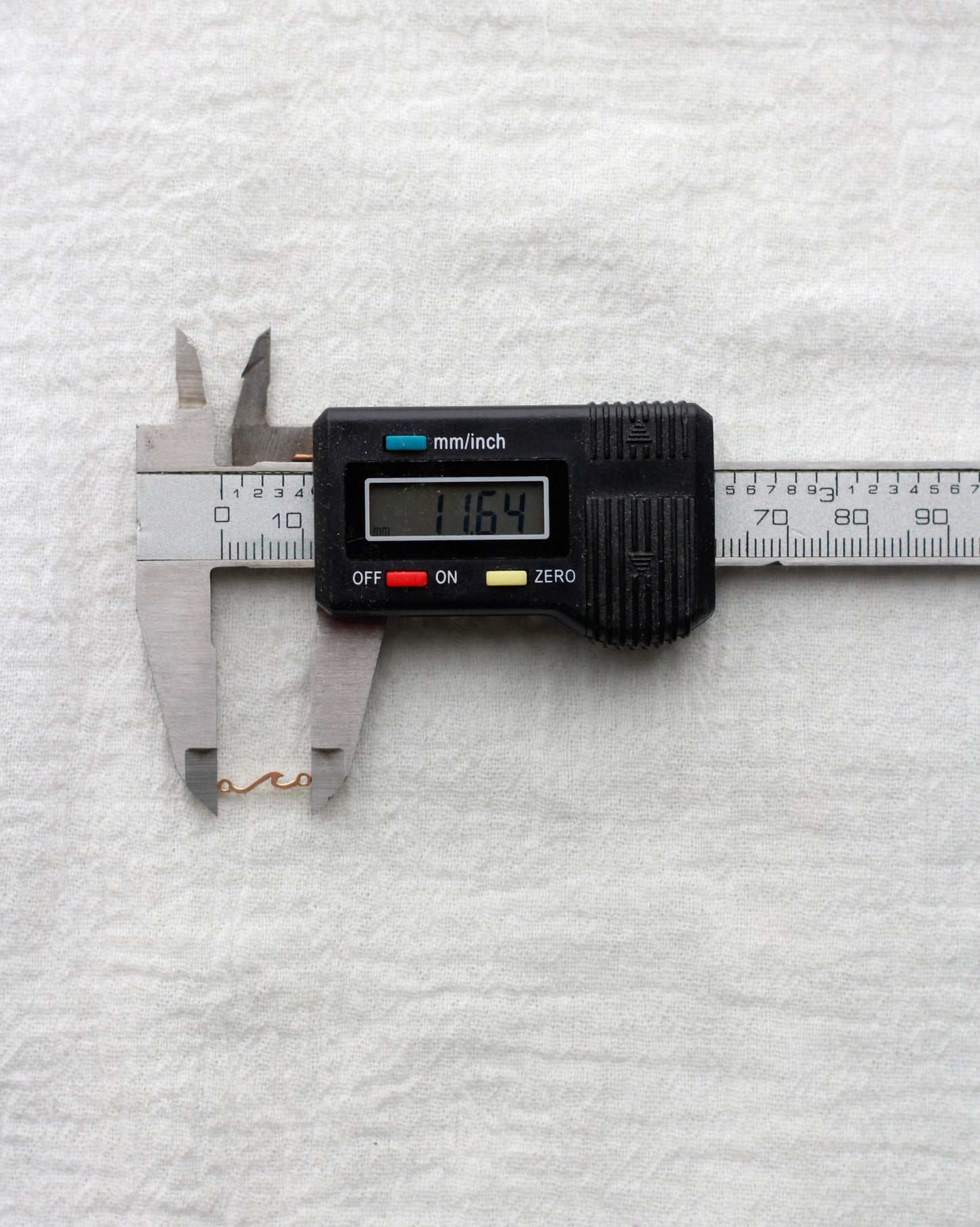 Gold Filled Wave Connector, CN351