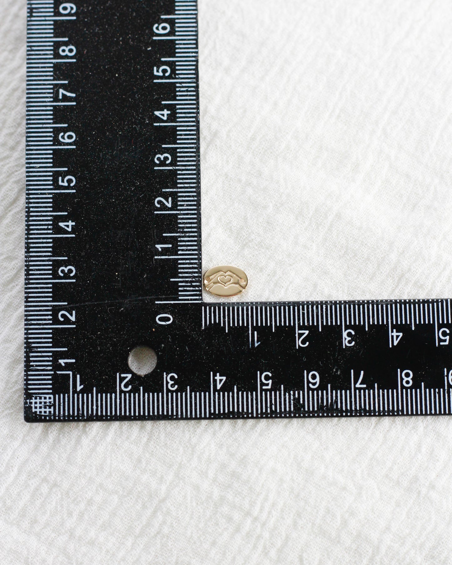 Heart Hands Connector, CN01