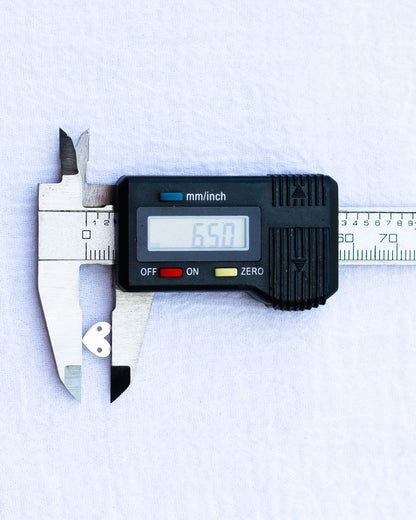 6x7mm Asymmetrical Heart Connector, CN235