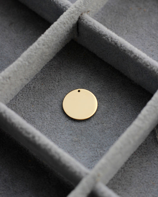 15.9mm Blank Disc Charm, B72