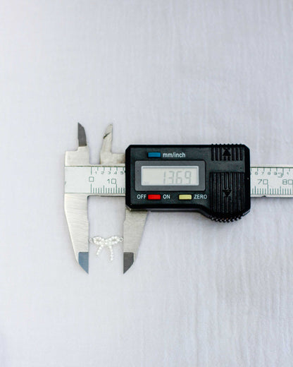 Pave Bow Connector, CN167