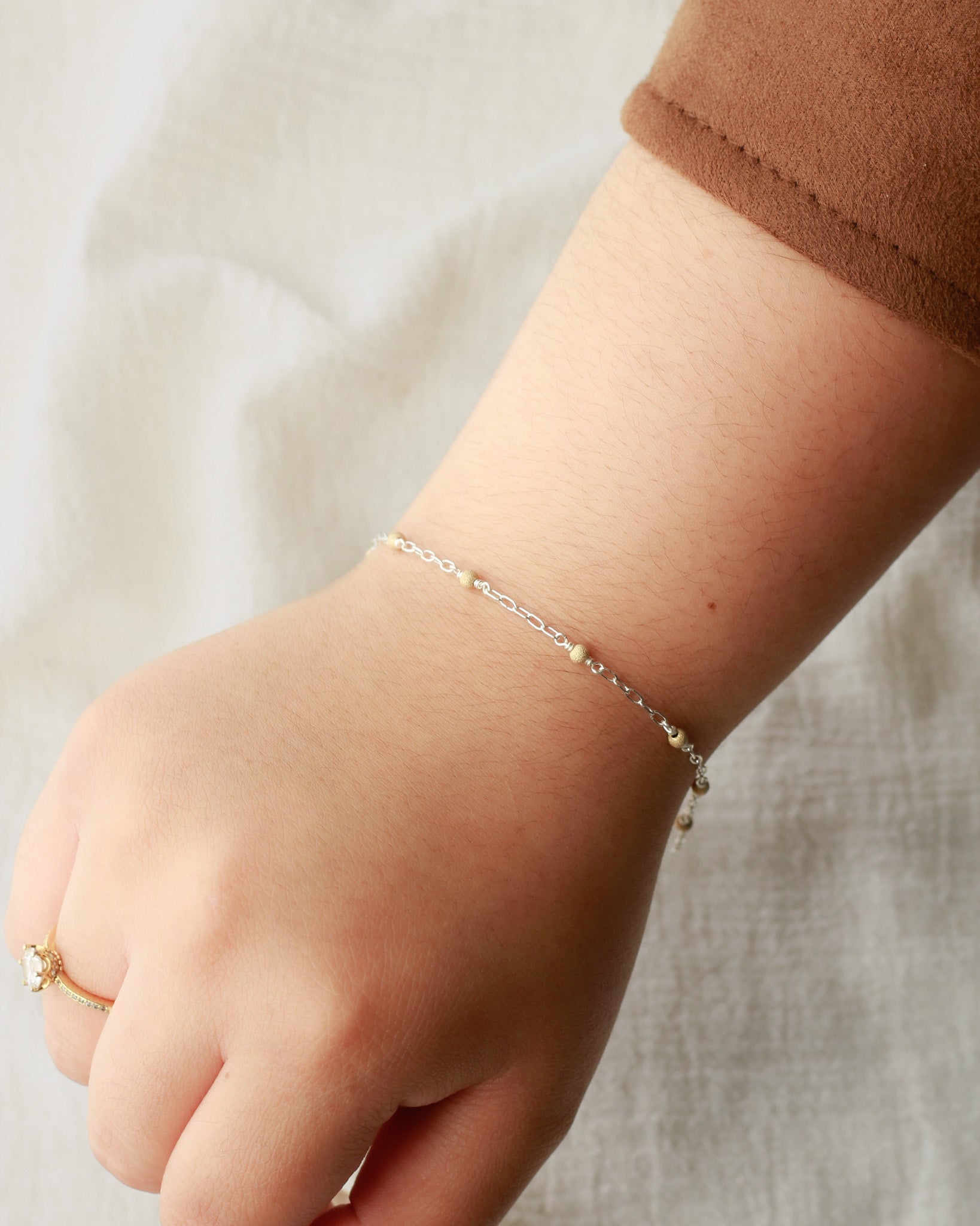 1.7mm Paperclip Chain with Gold Stardust Beads. M236
