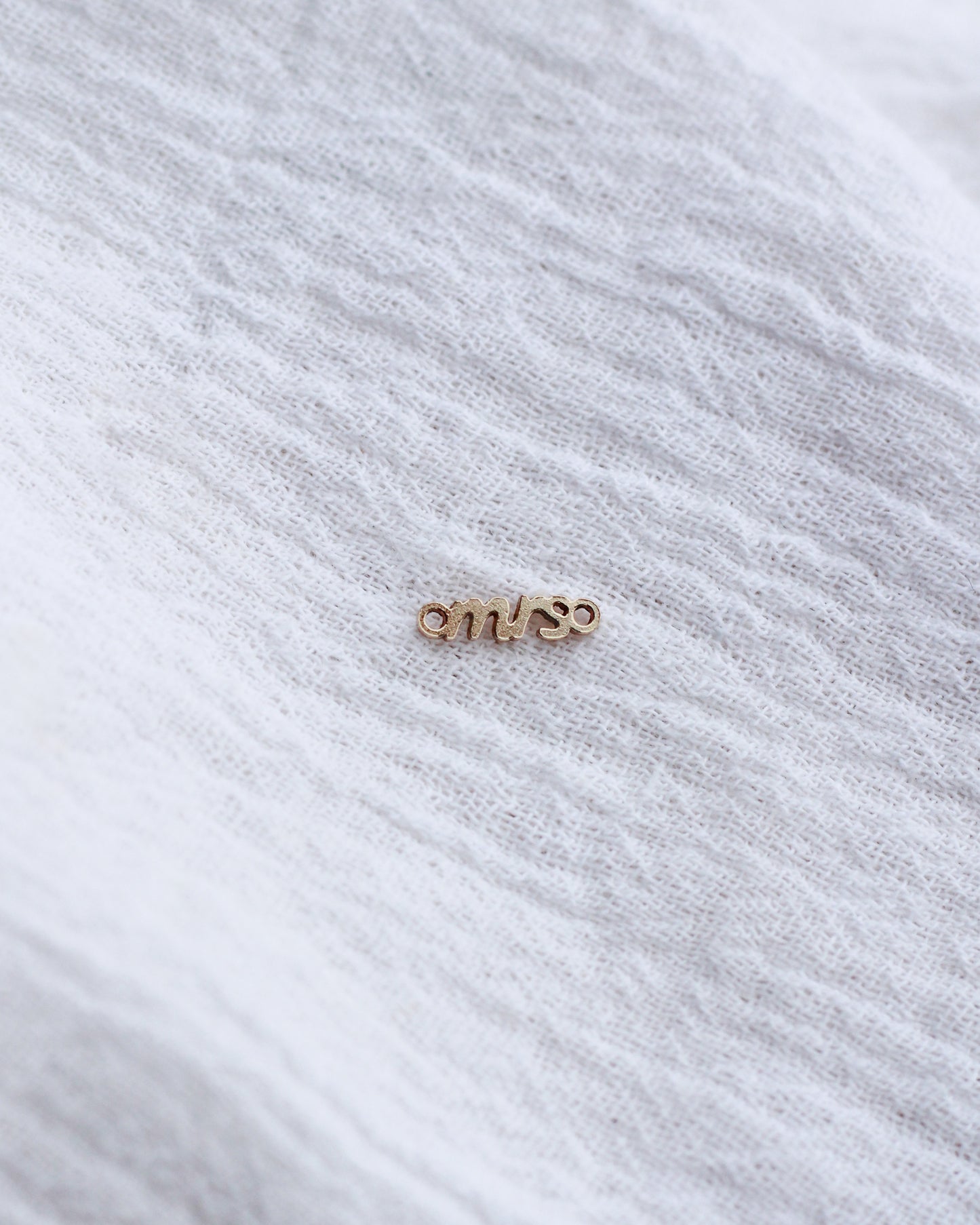 Mrs Connector, CN301