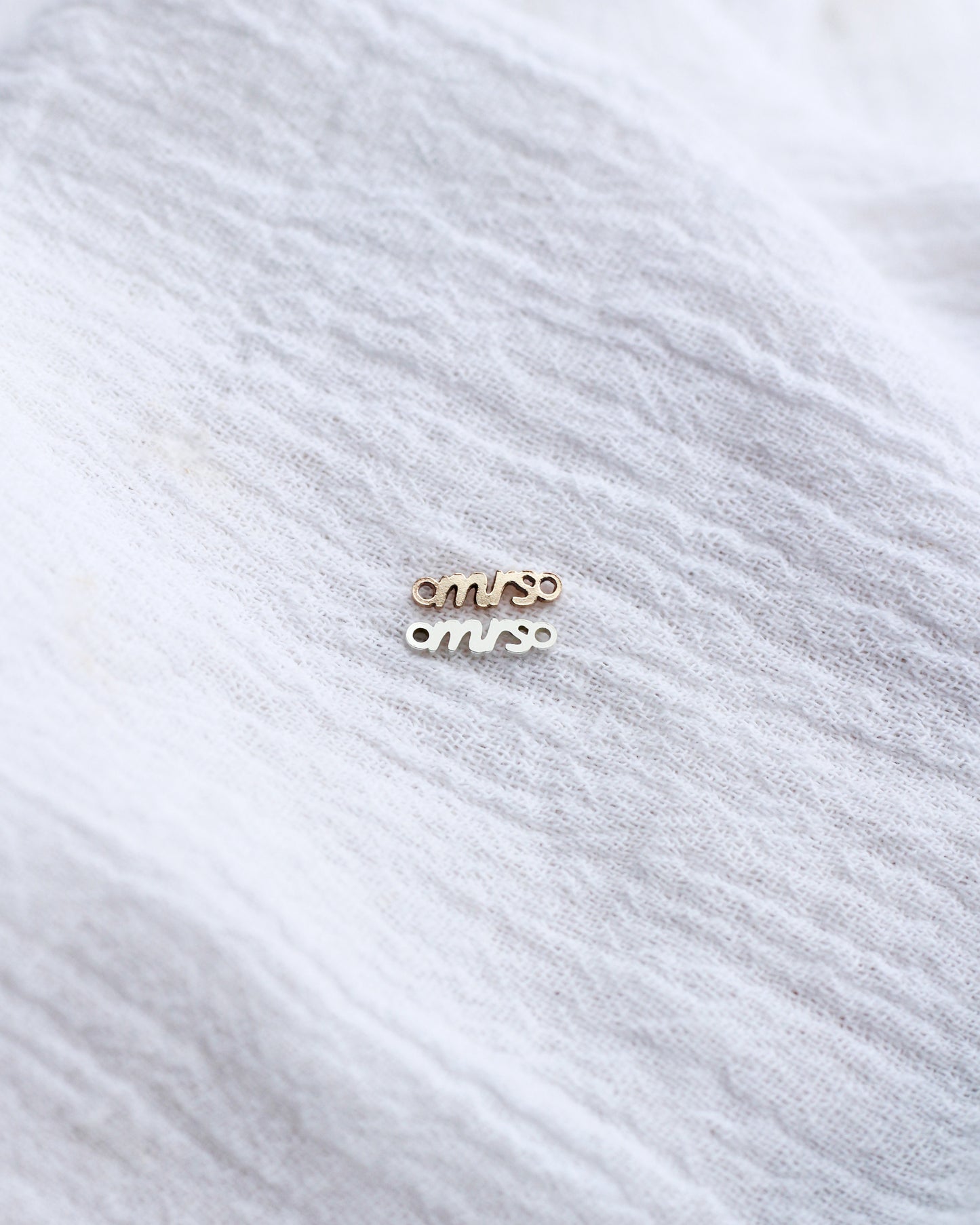 Mrs Connector, CN301
