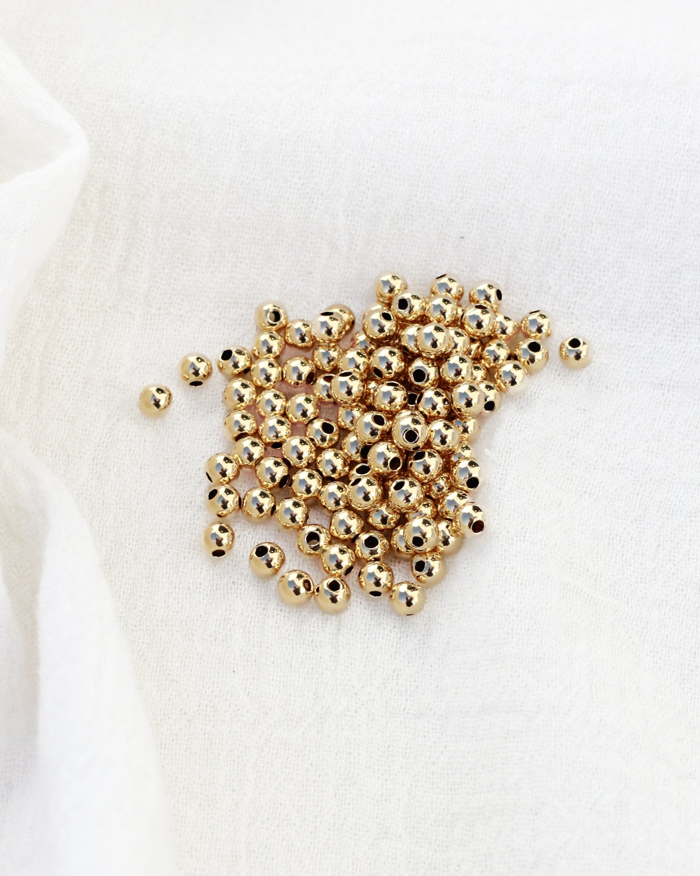 4mm smooth round bead, BD07
