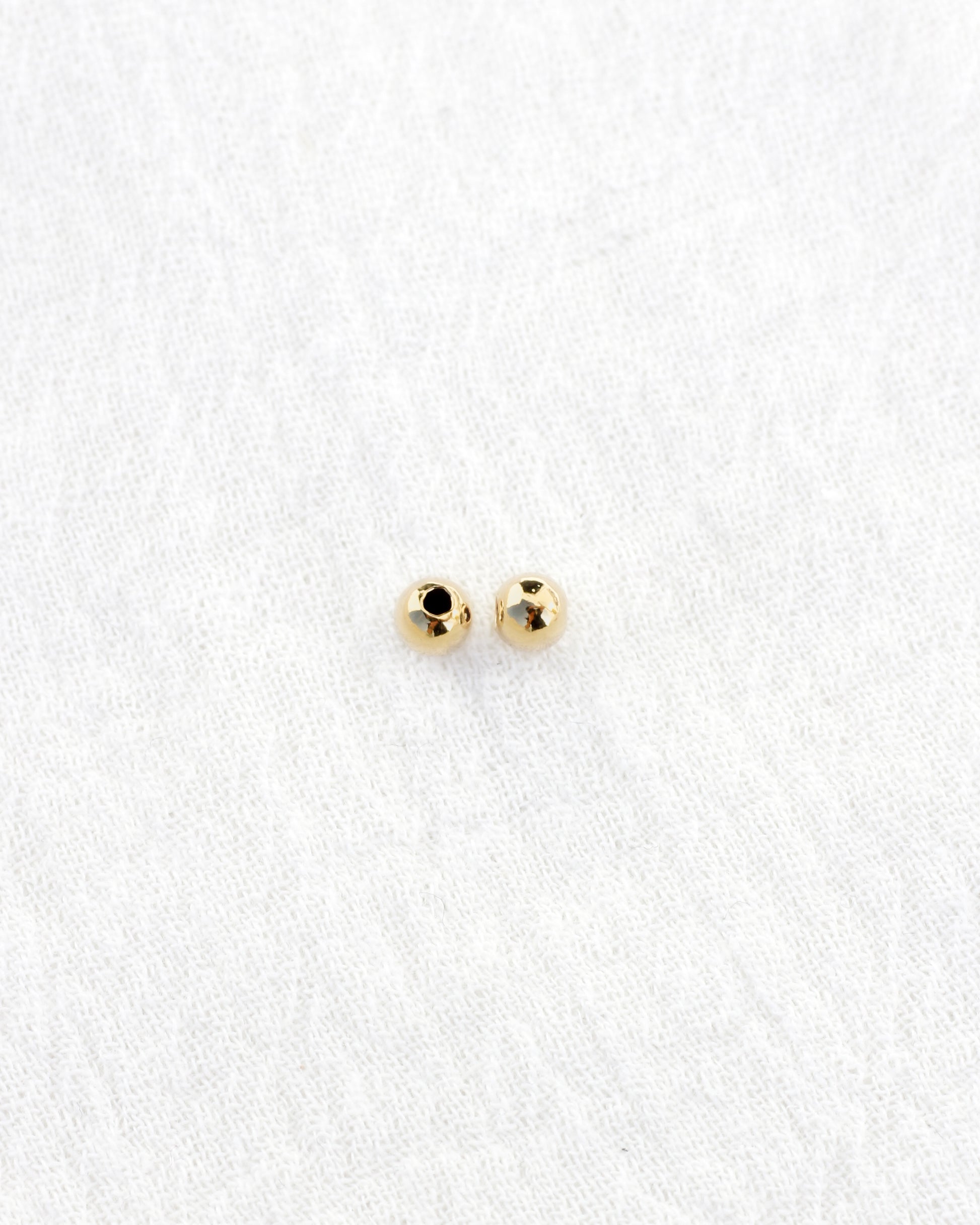 4mm smooth round bead, BD07