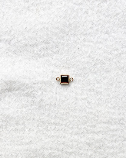 4mm Black Onyx Square Shaped Connector, CN324