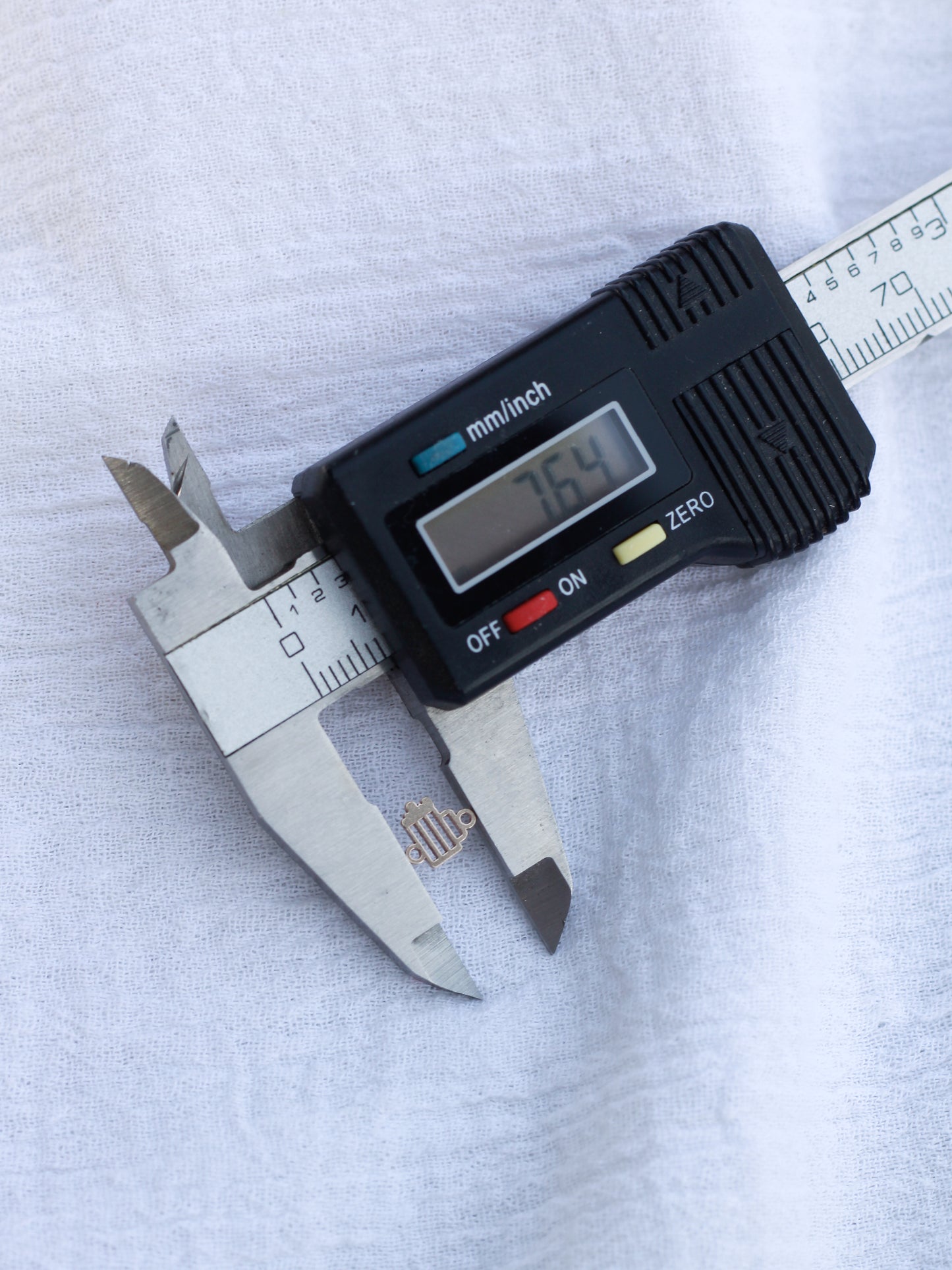 Beer Mug Connector, CN299